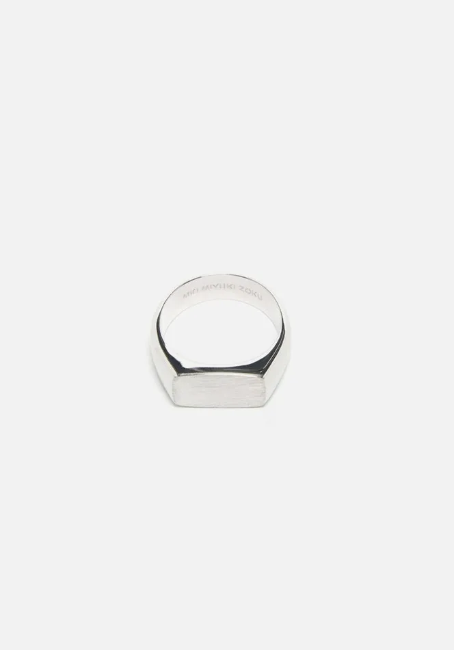 Shop MKI MINI SIGNET RING Brushed MKI MIYUKI ZOKU Jewellery