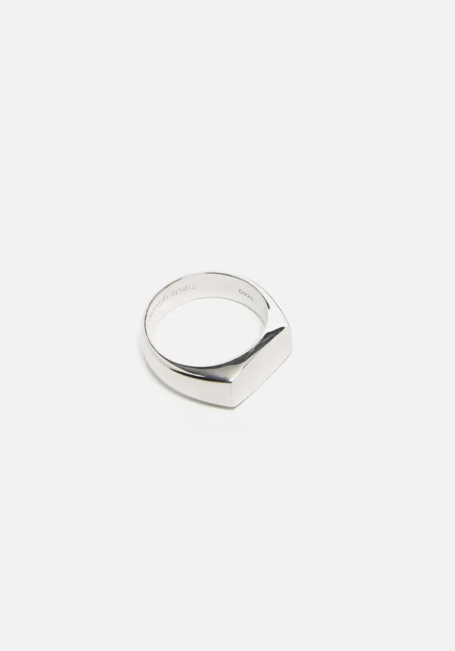 Shop MKI MINI SIGNET RING Polished MKI MIYUKI ZOKU Jewellery Shop MKI MINI SIGNET RING Polished MKI MIYUKI ZOKU Jewellery