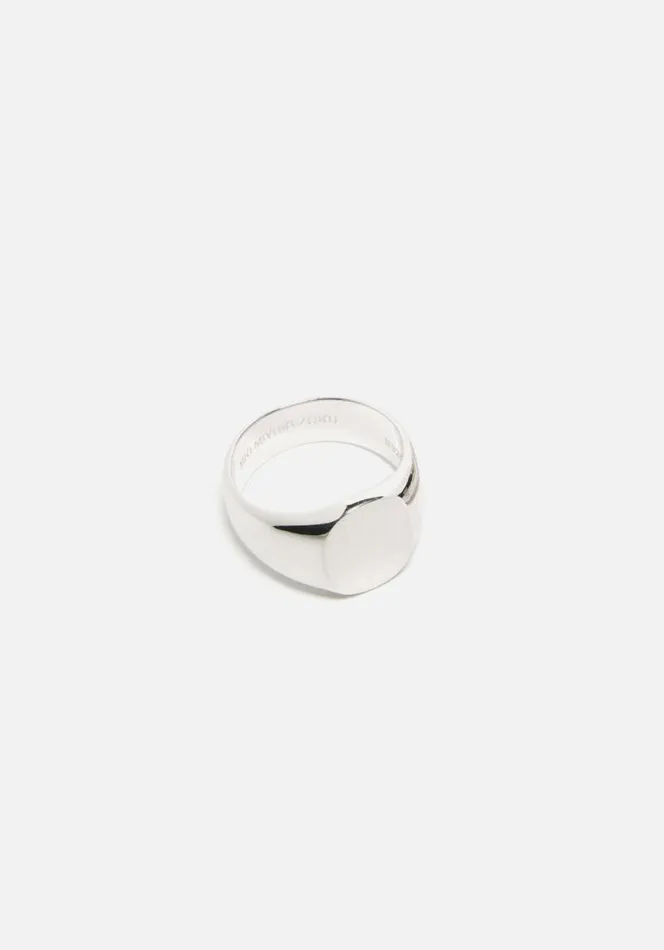 Shop MKI OVAL SIGNET RING Brushed MKI MIYUKI ZOKU Jewellery Shop MKI OVAL SIGNET RING Brushed MKI MIYUKI ZOKU Jewellery