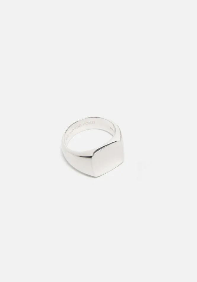 Shop MKI SQUARE SIGNET RING Polished MKI MIYUKI ZOKU Jewellery Shop MKI SQUARE SIGNET RING Polished MKI MIYUKI ZOKU Jewellery