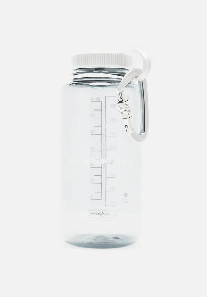 Shop MKI X NALGENE 32OZ BOTTLE Clear MKI MIYUKI ZOKU Lifestyle