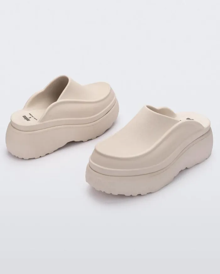 Slides Women Melissa Clog Beige