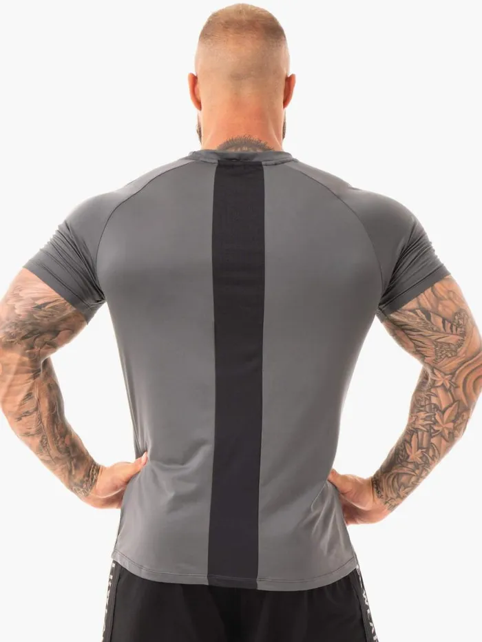 TShirts Mens Ryderwear Breeze TShirt Charcoal