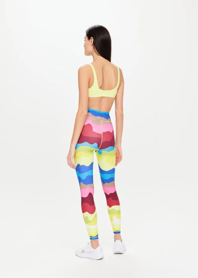 The Upside ASTRO 25IN MIDI PANT Abstract Shop Leggings The Upside ASTRO 25IN MIDI PANT Abstract Shop Leggings