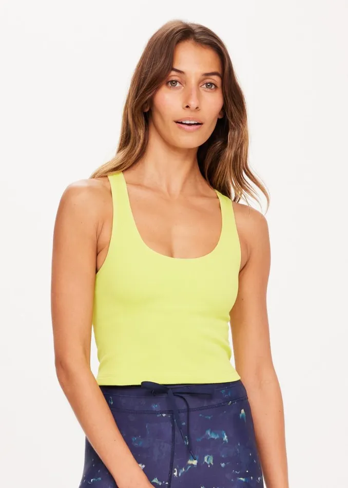 The Upside BALANCE SEAMLESS MOLLY CROP Citrus Shop Sports Bras