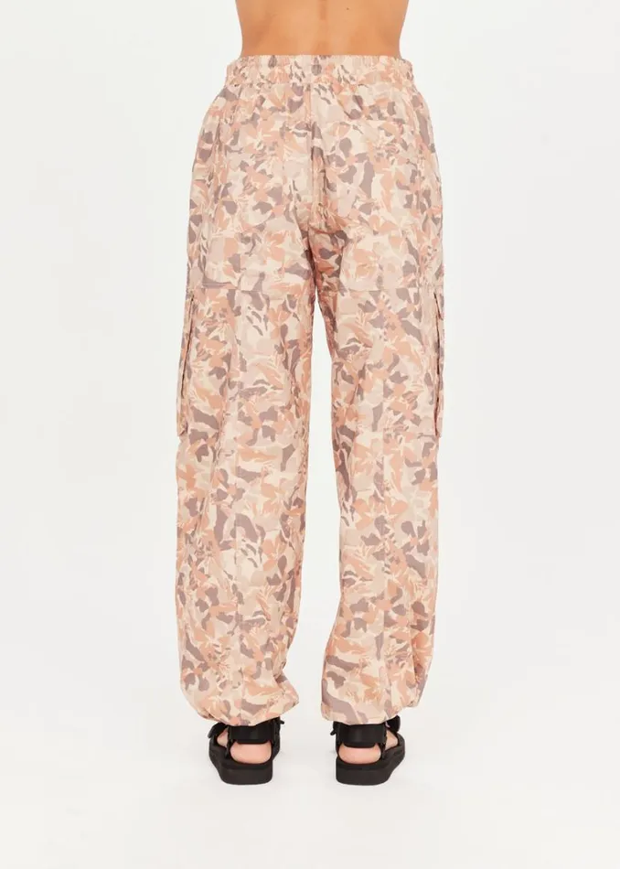 The Upside HENLEY UTILITY CARGO PANT Desert Camo Shop Pants