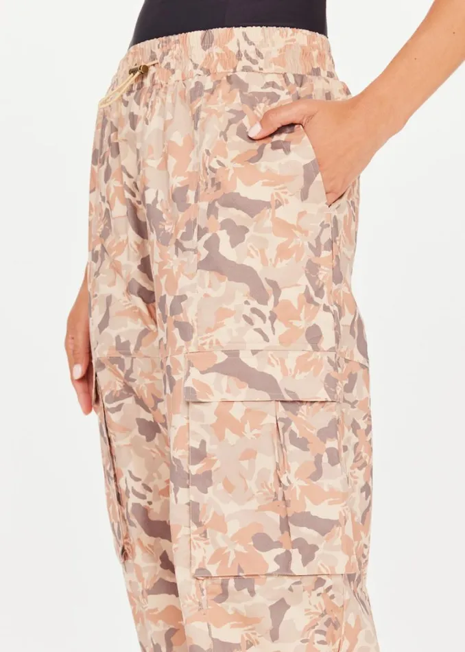 The Upside HENLEY UTILITY CARGO PANT Desert Camo Shop Pants