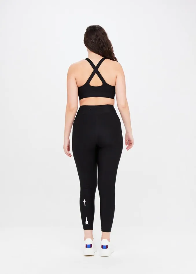 The Upside MATTE TECH PAOLA BRA W LOGO Black Shop Sports Bras The Upside MATTE TECH PAOLA BRA W LOGO Black Shop Sports Bras
