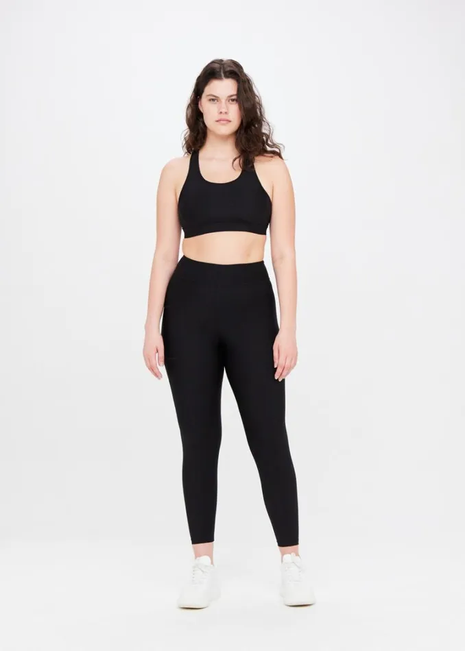The Upside MATTE TECH POCKET MIDI PANT Black Shop Leggings