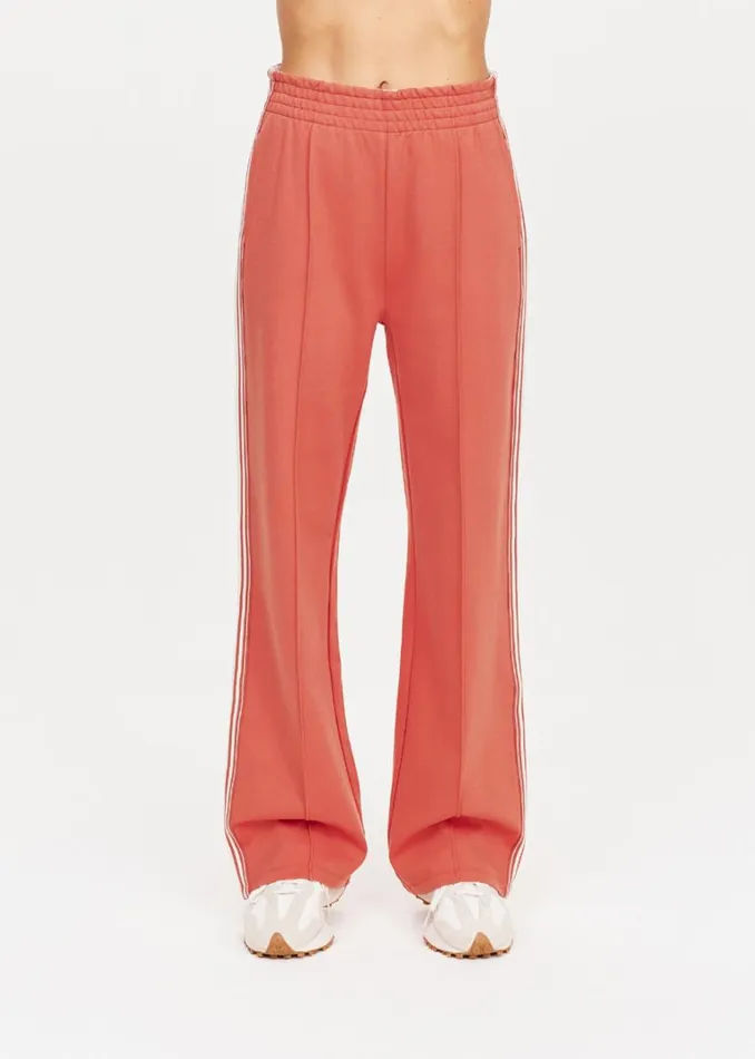 The Upside NISEKO MONTE PANT Brandy Shop Pants