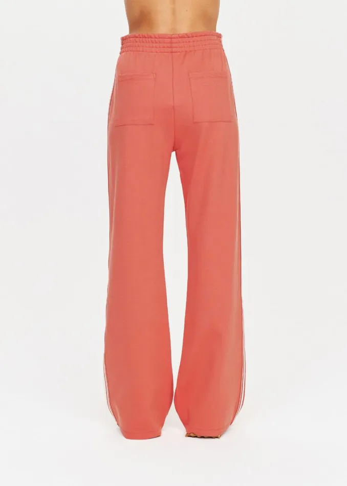 The Upside NISEKO MONTE PANT Brandy Shop Pants