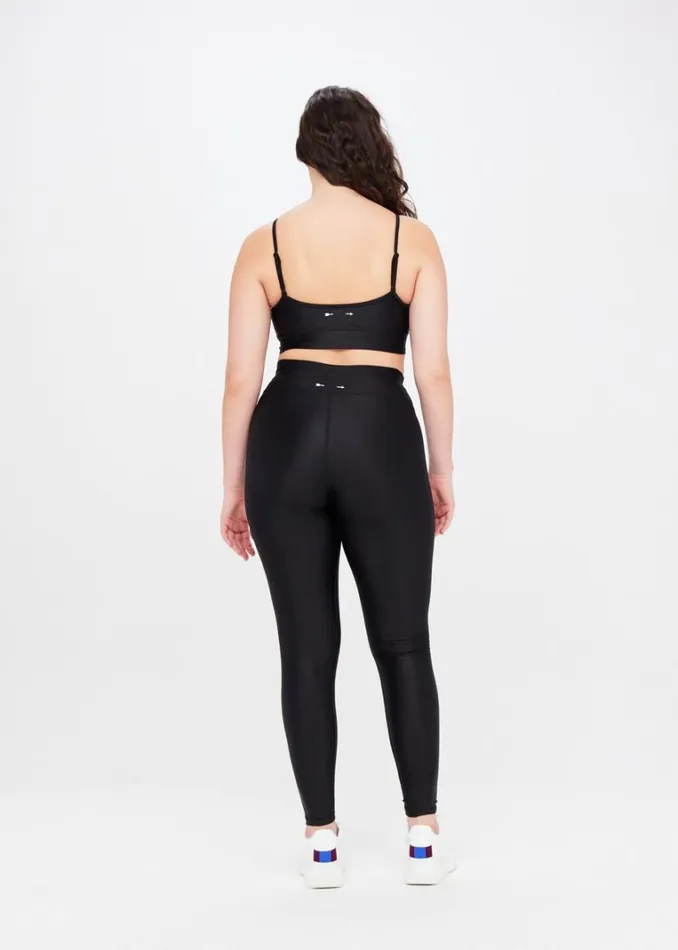 The Upside ORIGINAL SS NATACHA BRA Black Shop Sports Bras The Upside ORIGINAL SS NATACHA BRA Black Shop Sports Bras