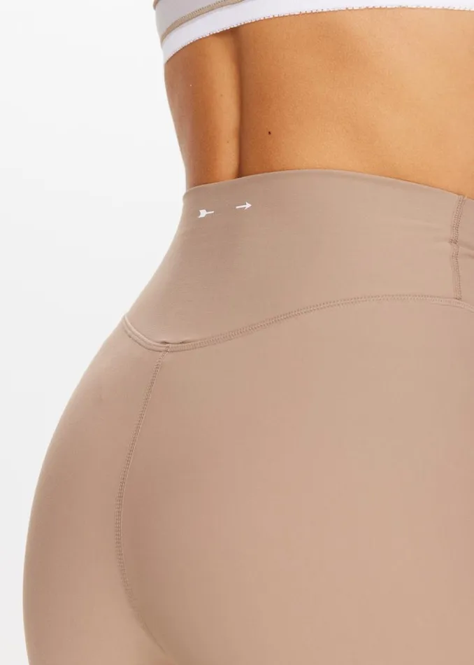 The Upside PEACHED 25IN HIGH MIDI PANT Mushroom Shop Leggings The Upside PEACHED 25IN HIGH MIDI PANT Mushroom Shop Leggings