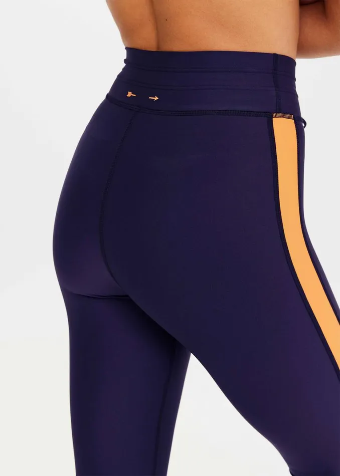The Upside PHOENIX 25IN MIDI PANT Navy Shop Leggings The Upside PHOENIX 25IN MIDI PANT Navy Shop Leggings