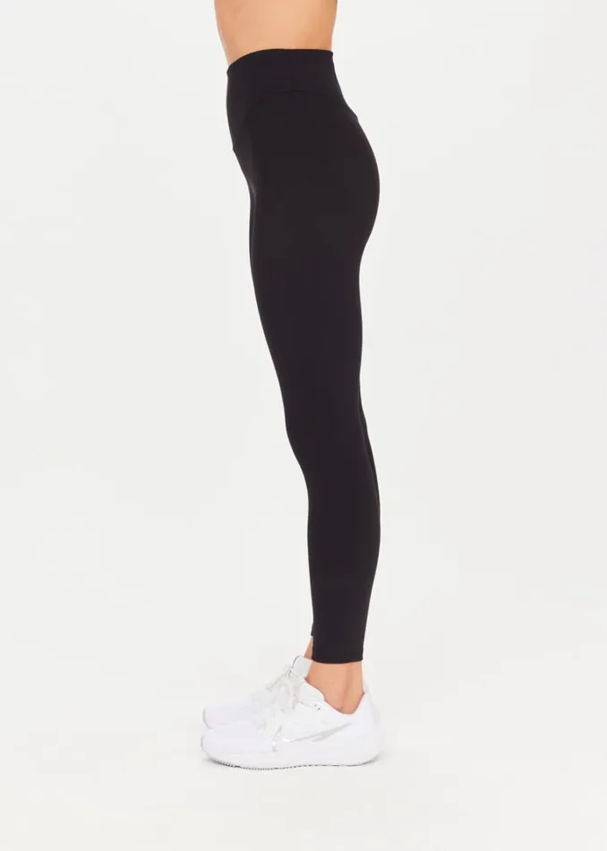 The Upside RIBBED 25IN HIGH MIDI PANT Black Shop Leggings The Upside RIBBED 25IN HIGH MIDI PANT Black Shop Leggings