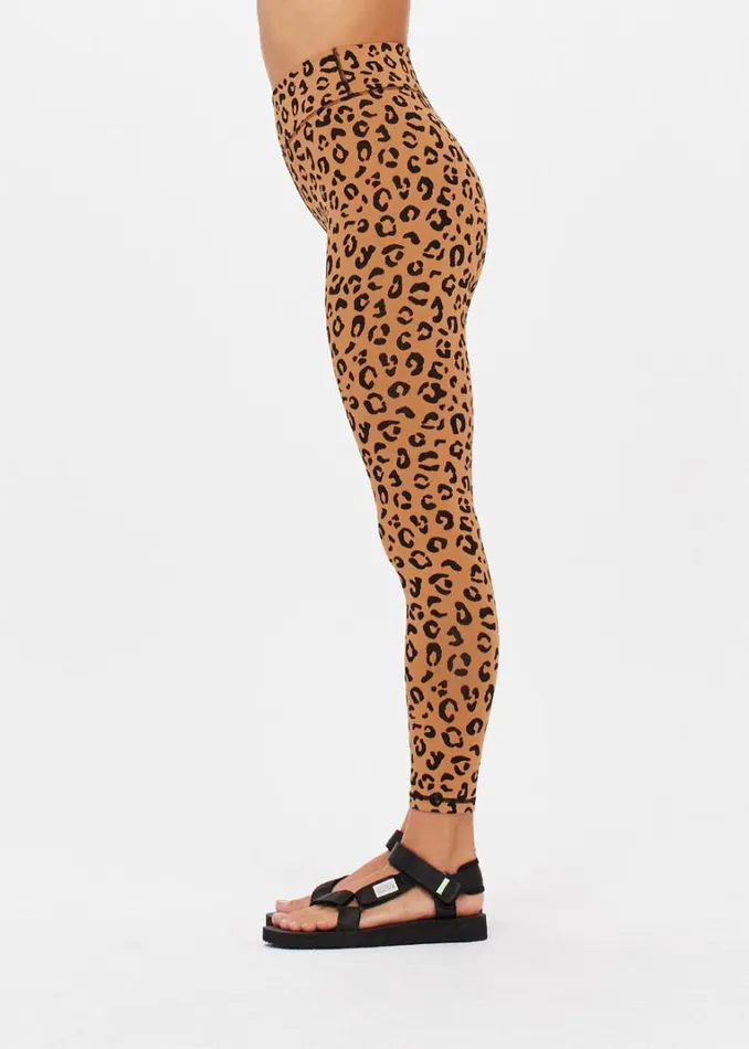 The Upside ZANZI MIDI PANT Leopard Shop Leggings The Upside ZANZI MIDI PANT Leopard Shop Leggings
