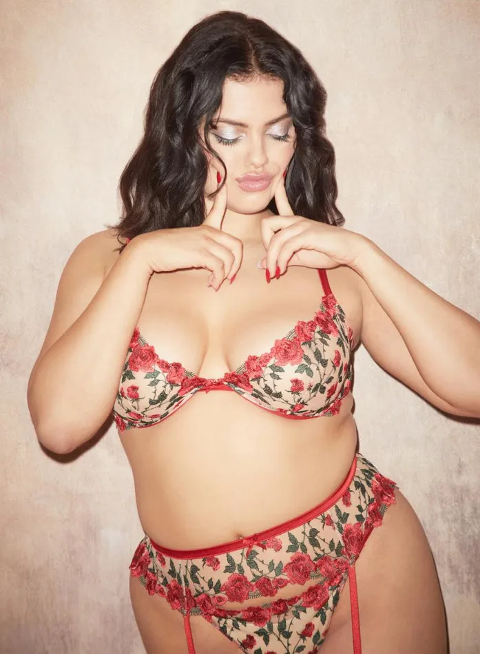 Underwire Bras Lingerie Fleur Du Mal Roses and Thorns Demi Bra Rouge