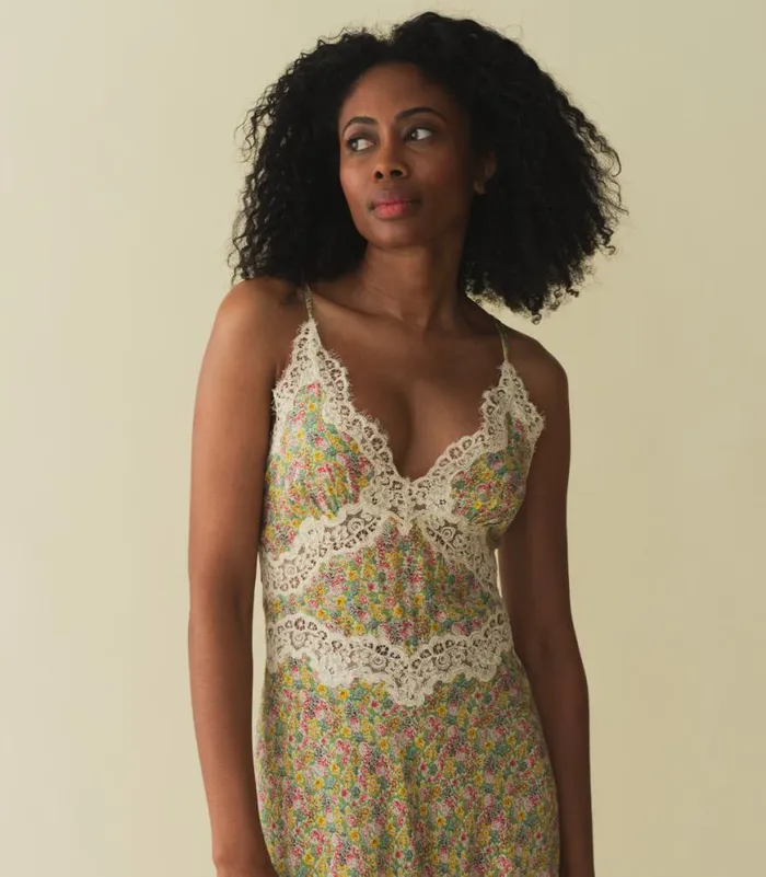 VENUS DRESS Chrysanthemum Sky Floral Shop DEN Dresses