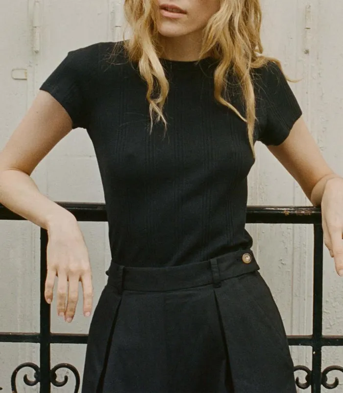 VIVI CASHMERE BLEND TEE Black Shop DEN Tees