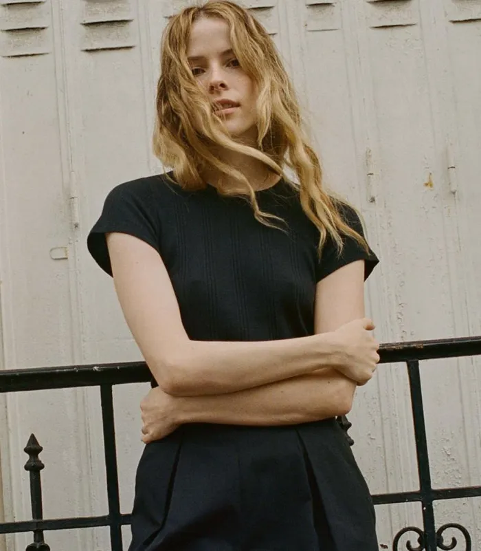 VIVI CASHMERE BLEND TEE Black Shop DEN Tees