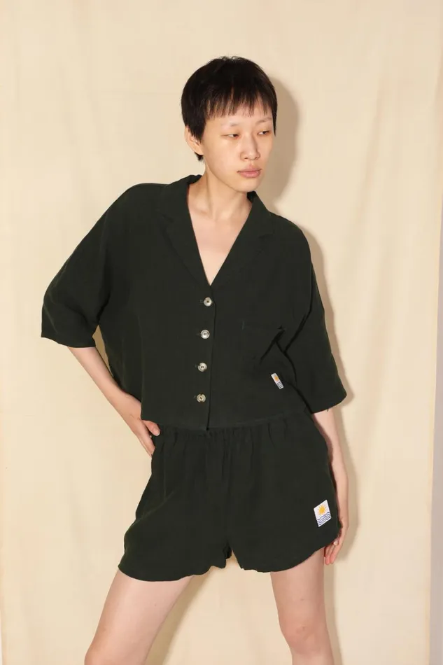 Women Basic Linen Shorts Forest Green LF Markey Shorts