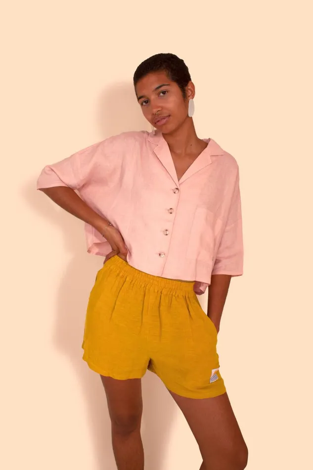 Women Basic Linen Shorts Saffron LF Markey Shorts