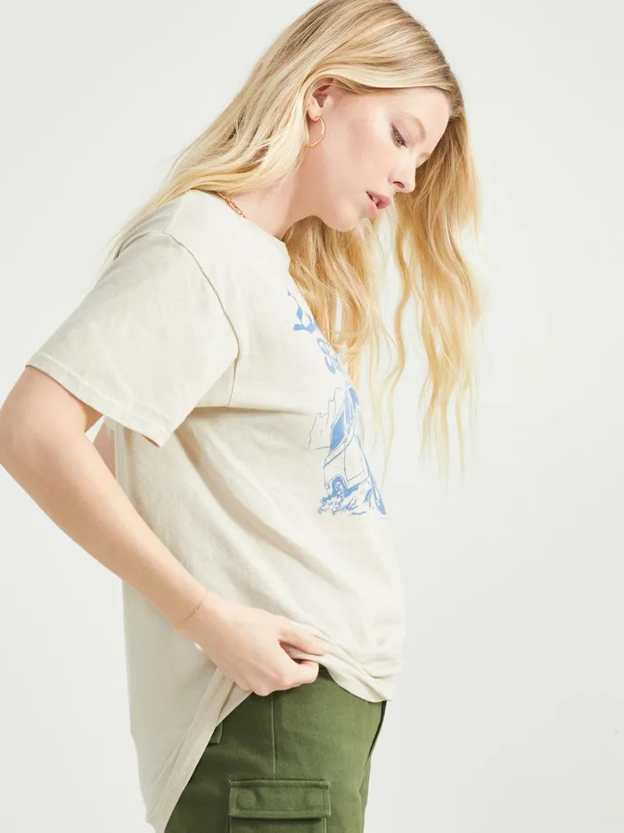 Women Bronco Sun Tee Sand Altar039d State Graphics