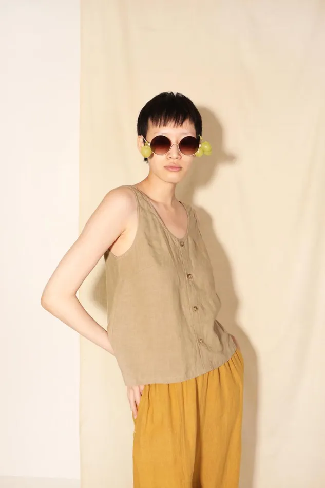 Women Button Front Tank Stone LF Markey Tops