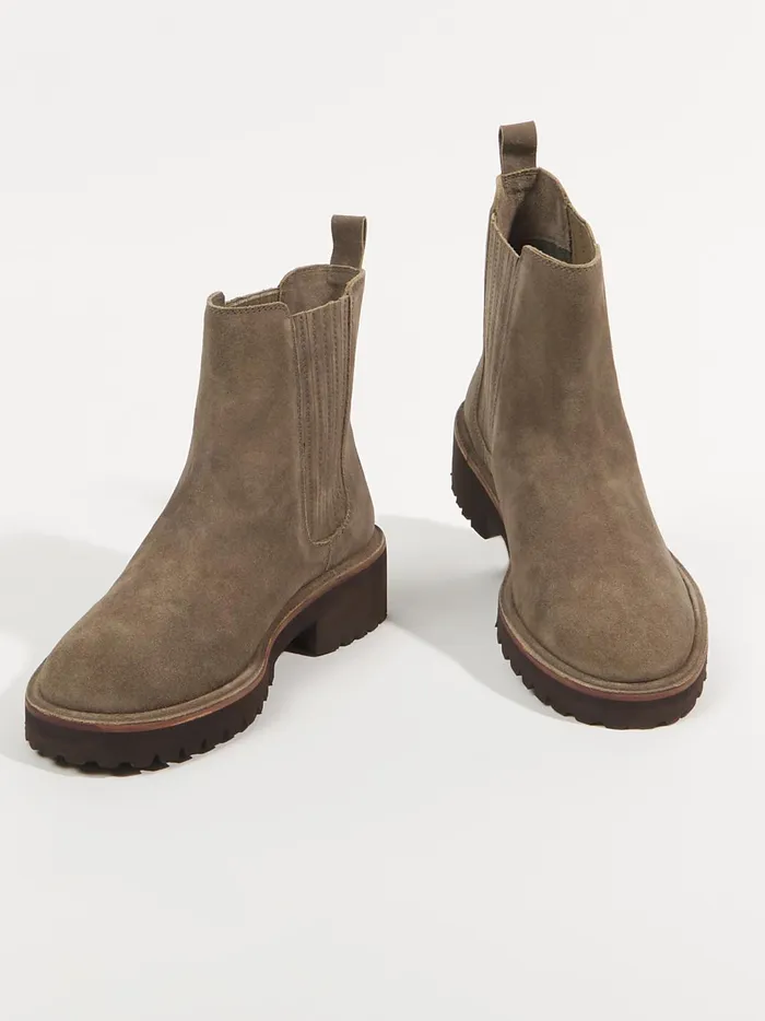 Women Cashew Chelsea Boots By Seychelles Taupe Altar039d State Boots Booties
