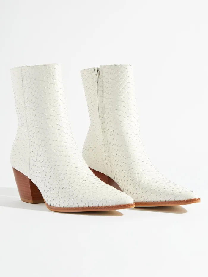 Women Caty Pointed Ankle Booties By Matisse Ivory Altar039d State Boots Booties Women Caty Pointed Ankle Booties By Matisse Ivory Altar039d State Boots Booties