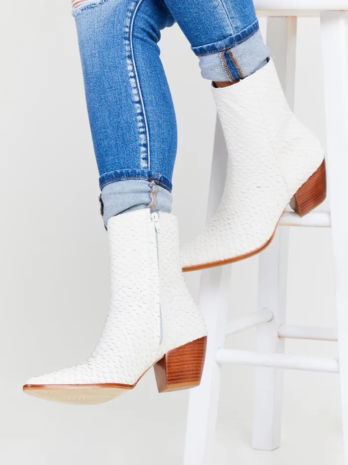 Women Caty Pointed Ankle Booties By Matisse Ivory Altar039d State Boots Booties