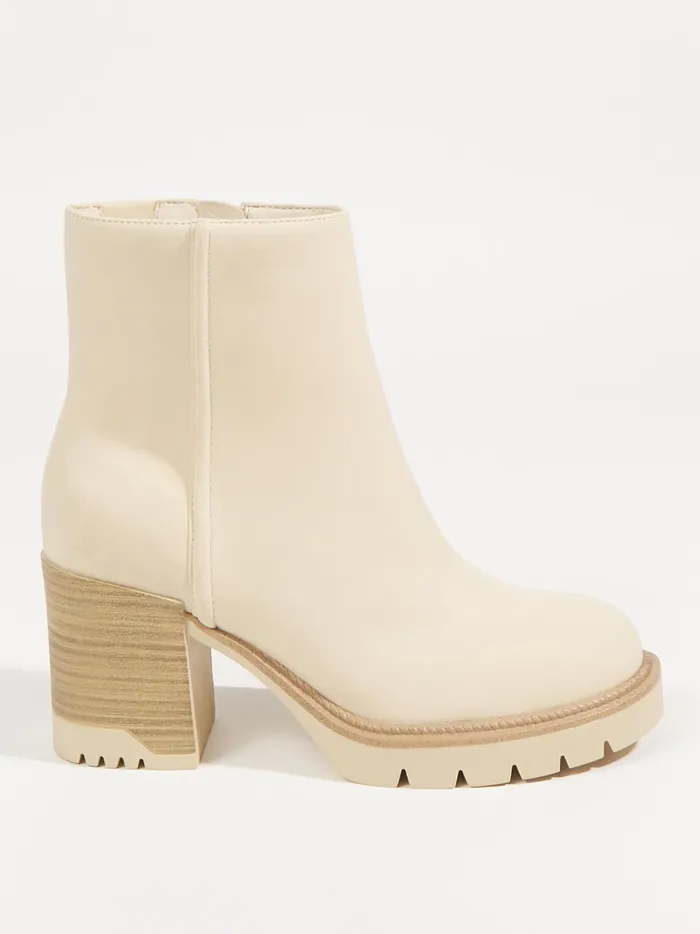 Women Lolla Lug Sole Boots Beige Altar039d State Boots Booties