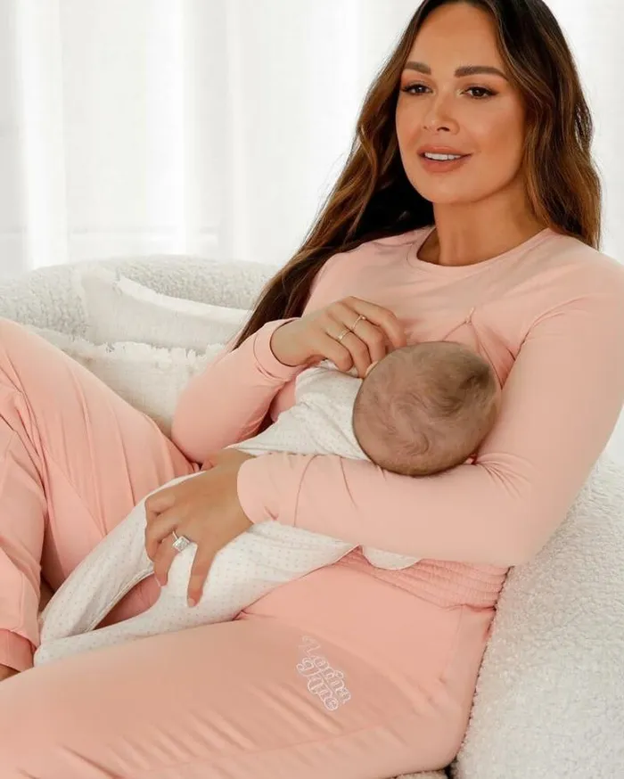 Women LORNA JANE Maternity LJ Active Feeding Long Sleeve Top Ballerina