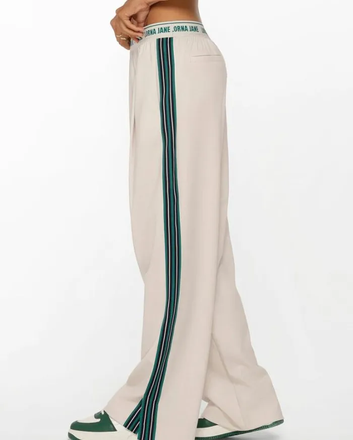 Women LORNA JANE Pants Country Club Athleisure Pant Ivory