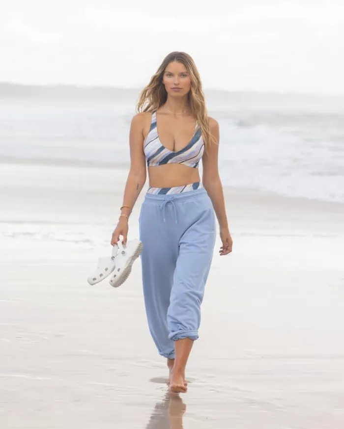 Women LORNA JANE Pants Iconic Track Pant Glacier Blue