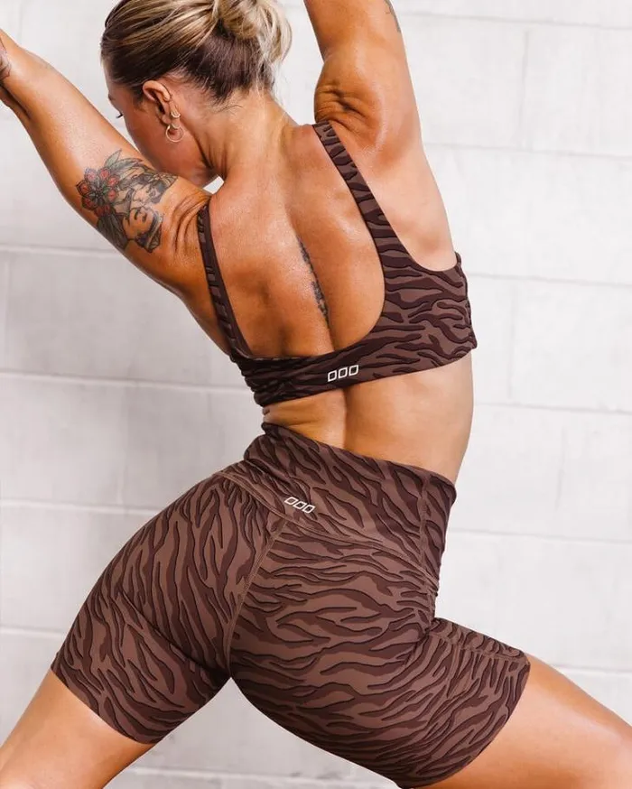 Women LORNA JANE Sports Bras Safari All Day Sports Bra Espresso Safari Print