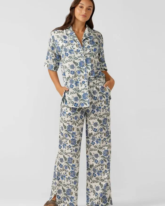 Women LORNA JANE Tops Happy Hour Shirt Native Garden Floral Print