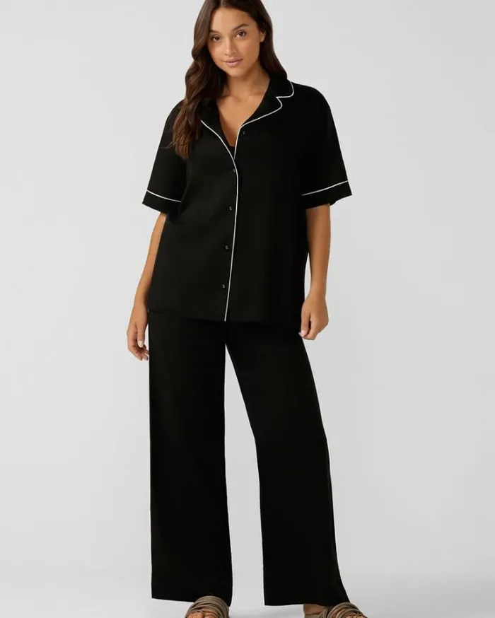 Women LORNA JANE Tops Take A Breather Lightweight Shirt Black