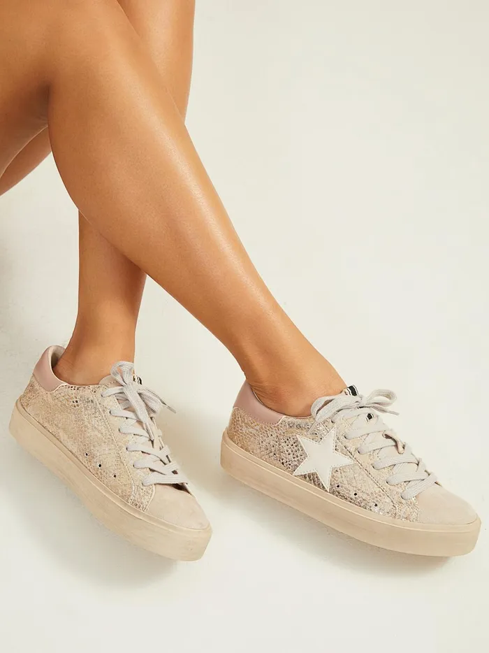 Women Reba Star Patch Platform Sneakers Gold Altar039d State Sneakers