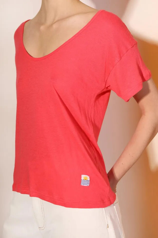 Women Square Cut Tee Raspberry LF Markey Tops