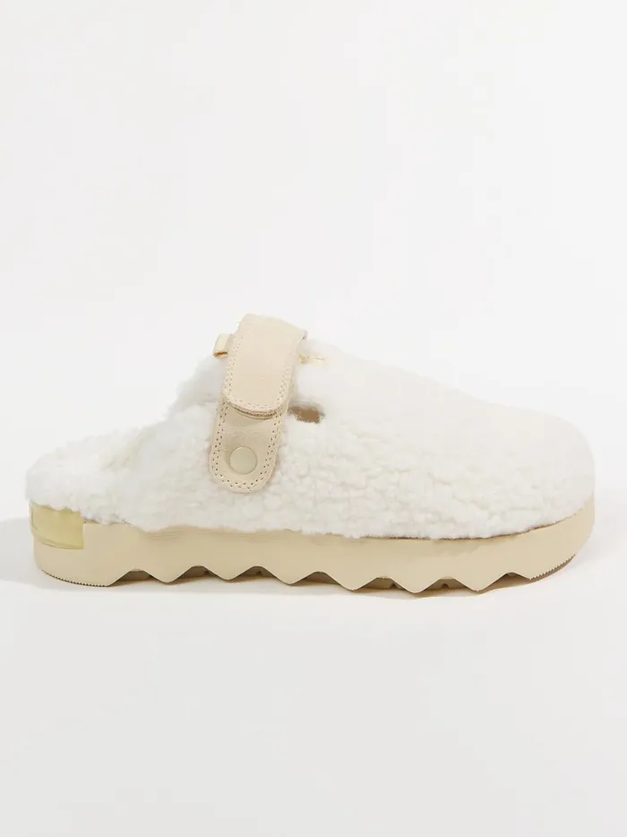 Women Vibe Cozy Clogs By Sorel Natural Altar039d State Loafers Mules